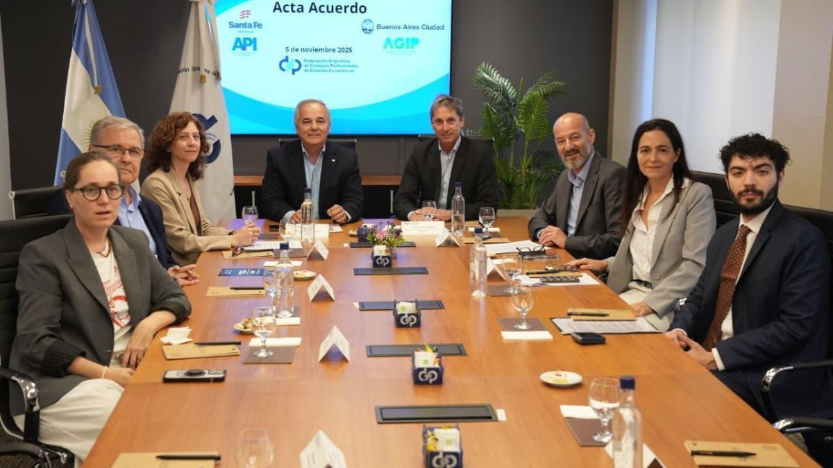Santa Fe y Buenos Aires avanzaron en un convenio inédito para la devolución de saldos de Ingresos Brutos en la Argentina.