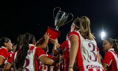 Unión es el bicampeón femenino de Liga Santafesina. Foto: Prensa Unión. Unión es el bicampeón femenino de Liga Santafesina. Foto: Prensa Unión.