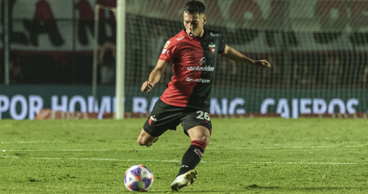 Carlos Arrúa se desgarró y quedó descartado en Colón para disputar el clásico santafesino.