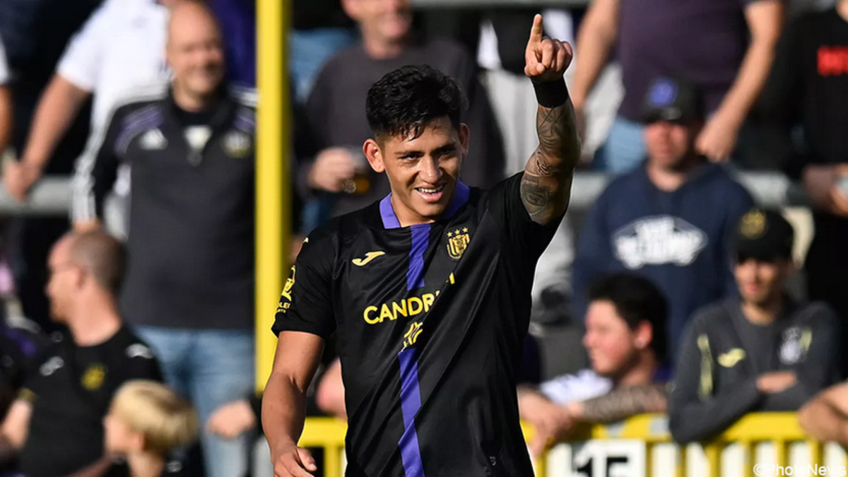 Vázquez lleva un gol y una asistencia en 12 partidos que disputó en el club belga. Vázquez lleva un gol y una asistencia en 12 partidos que disputó en el club belga.