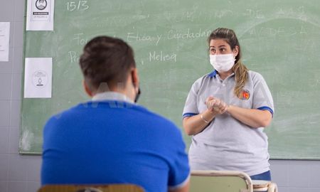 El jueves se definirá el nuevo protocolo Aula segura para la vuelta a clases en todo el país. El jueves se definirá el nuevo protocolo Aula segura para la vuelta a clases en todo el país.