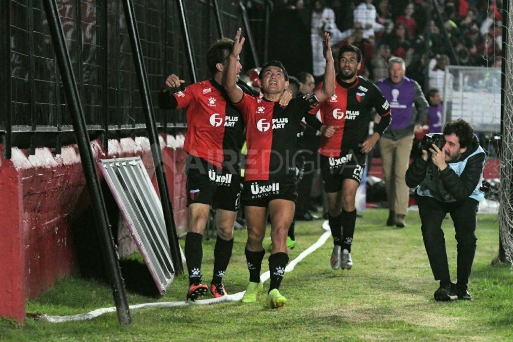 Colón derrotó a Atlético Mineiro y llena de esperanza su valija para ir a Brasil