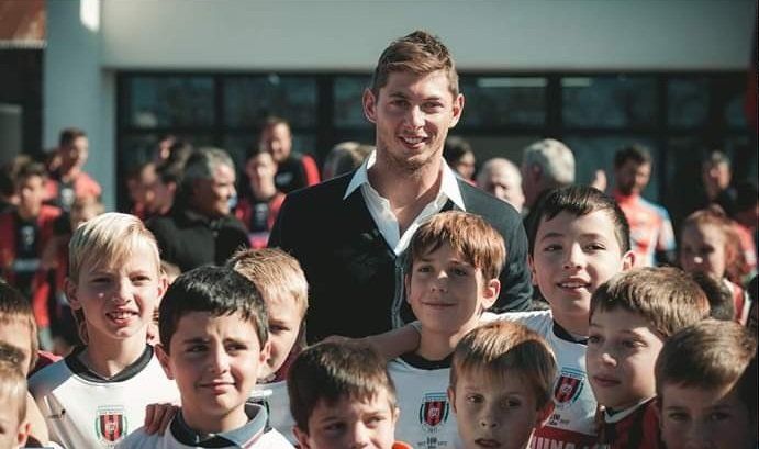 Los torneos de Liga Esperancina tendrán el nombre de Emiliano Sala