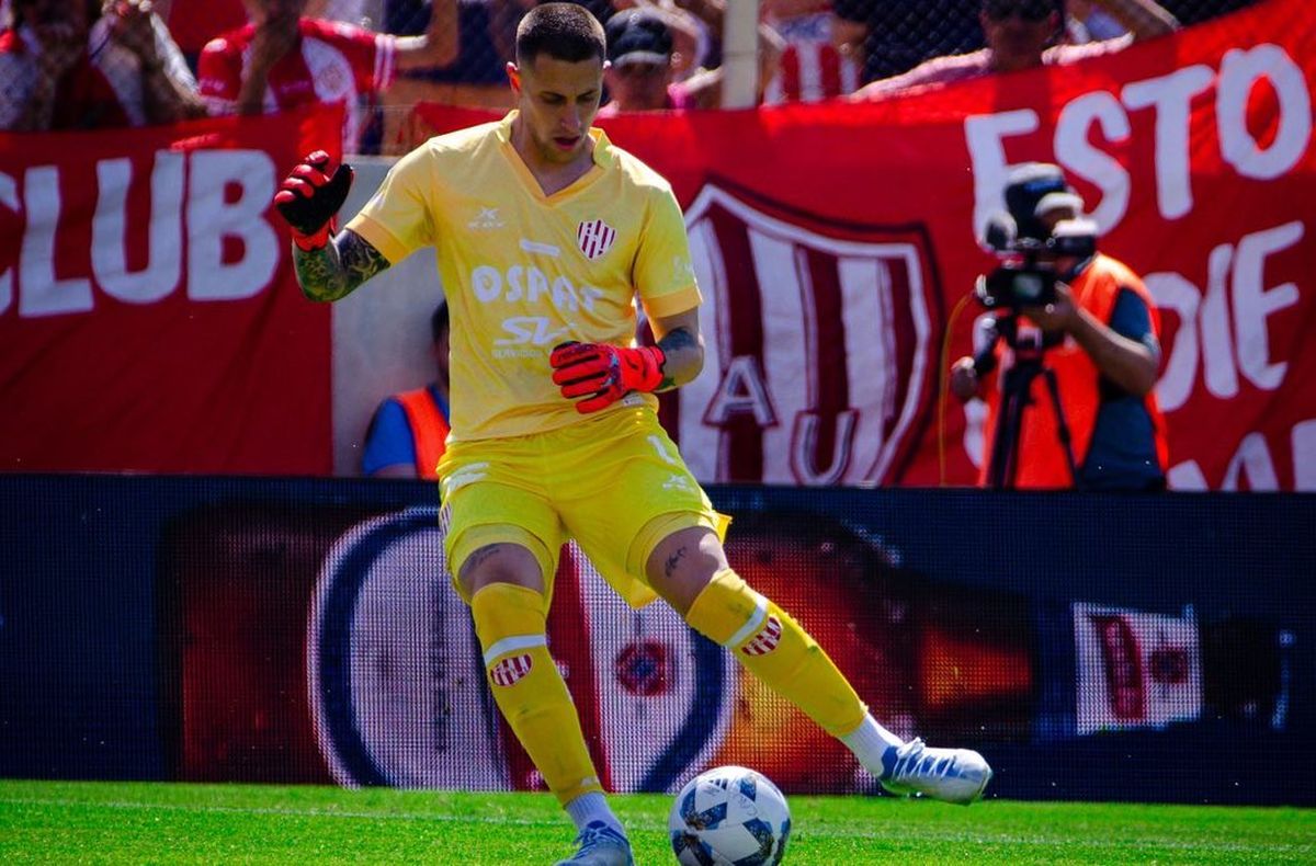Campisi atajó tres partidos con la camiseta de Unión. Campisi atajó tres partidos con la camiseta de Unión.