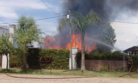 La finca está ubicada en calle47 y 16 de la ciudad de Sauce Viejo. La finca está ubicada en calle47 y 16 de la ciudad de Sauce Viejo.
