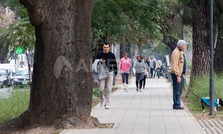 Siguen las bajas temperatuas en la ciudad de Santa Fe. Siguen las bajas temperatuas en la ciudad de Santa Fe.