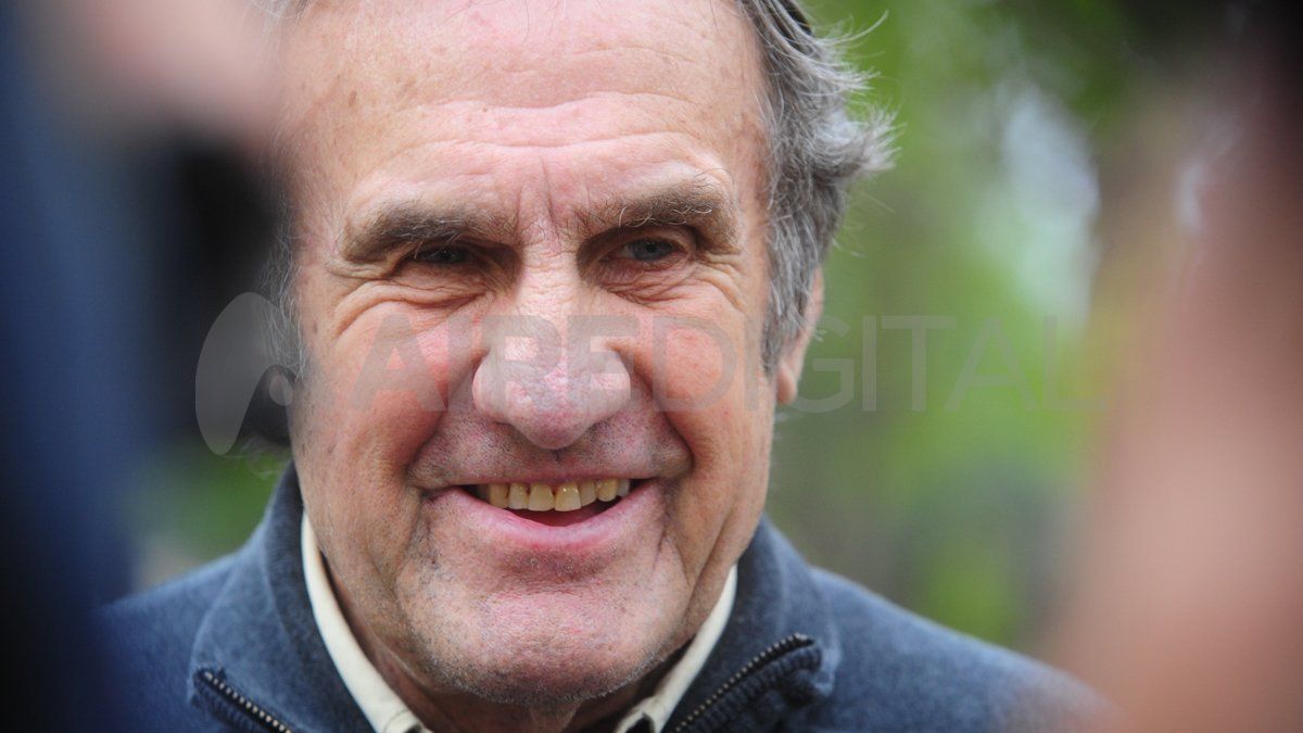 Reutemann sigue lúcido y sin signos de sangrado digestivo