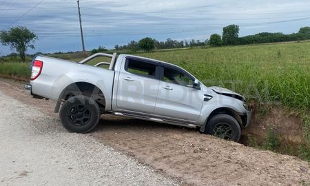 Afortunadamente, gracias al uso del cinturón de seguridad, las personas accidentadas en zona de countries de Santo Tomé, tuvieron heridas leves. Afortunadamente, gracias al uso del cinturón de seguridad, las personas accidentadas en zona de countries de Santo Tomé, tuvieron heridas leves.