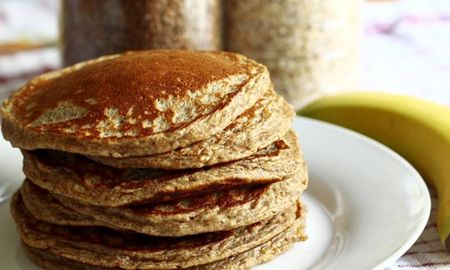 Panqueques de avena y banana. Panqueques de avena y banana.