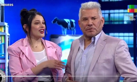 Arnaldo André recreó una escena con Jey Mammon, el conductor de Los Mammones, que terminó en golpes. Arnaldo André recreó una escena con Jey Mammon, el conductor de Los Mammones, que terminó en golpes.