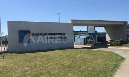 Los empleados de firmas que se ubican en el parque Industrial de Sauce Viejo reclaman mayor presencia policial y patrullaje. Los empleados de firmas que se ubican en el parque Industrial de Sauce Viejo reclaman mayor presencia policial y patrullaje.