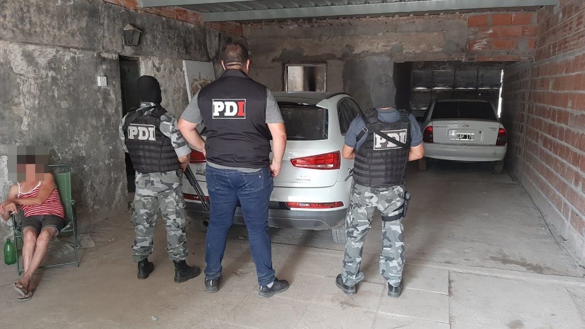 El Audi Q3 secuestrado a Fabian F. ser&iacute;a el veh&iacute;culo de apoyo utilizado en el atentado contra el CJP de Rosario.