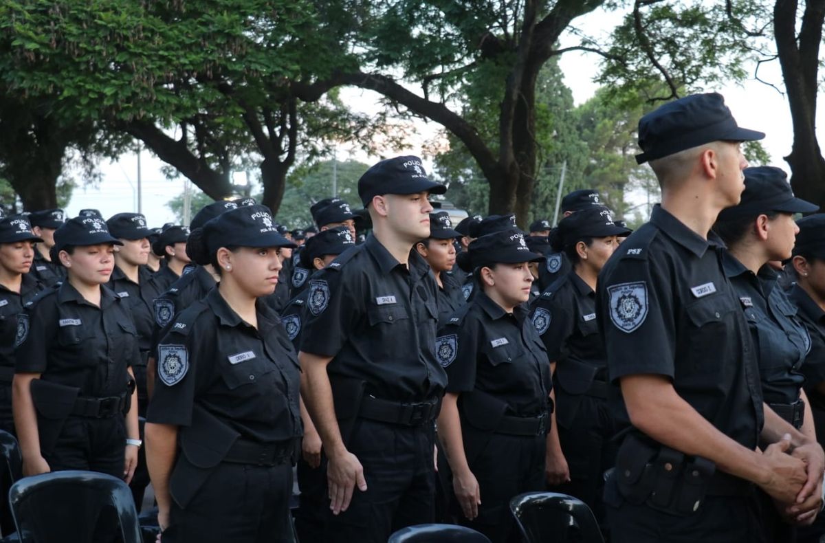 Maximiliano Pullaro anunció que la policía estará en la calle y se espera la definición de los nuevos Jefes.