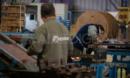 Qué hacer con el stock, cómo reponerlo y a qué precio comercializar la mercadería, es el gran dilema del sector productivo, admitió Taborda. Qué hacer con el stock, cómo reponerlo y a qué precio comercializar la mercadería, es el gran dilema del sector productivo, admitió Taborda.