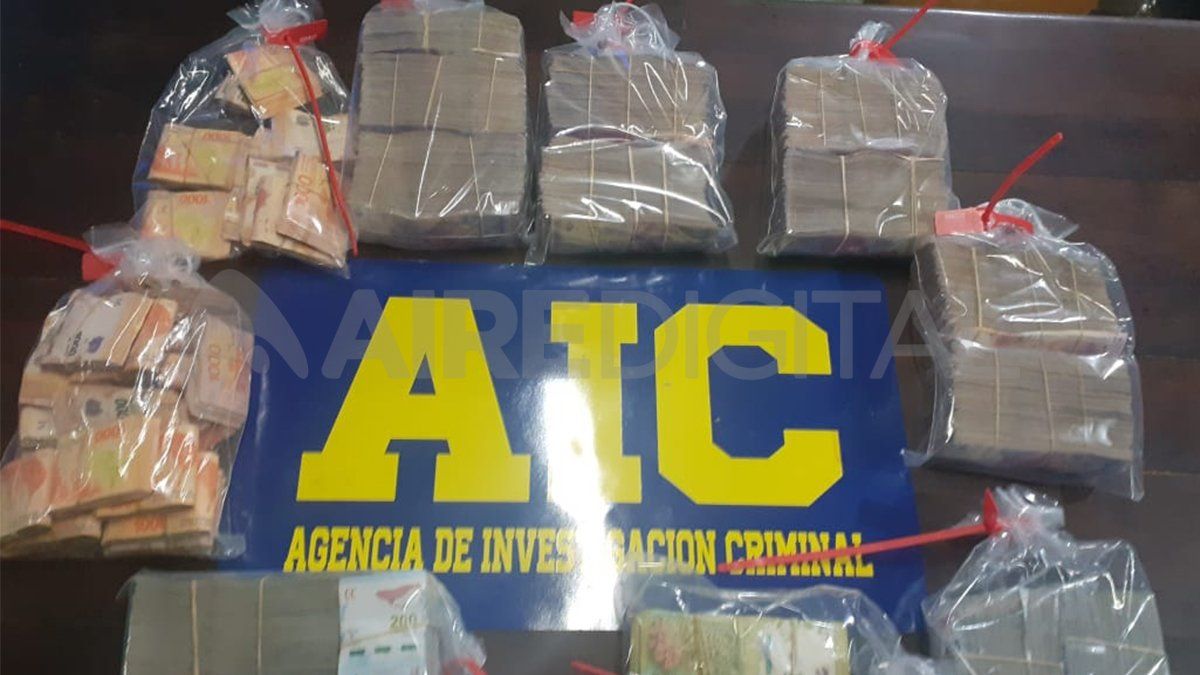 En el lugar se secuestraron cerca de cuatro millones de pesos en efectivo
