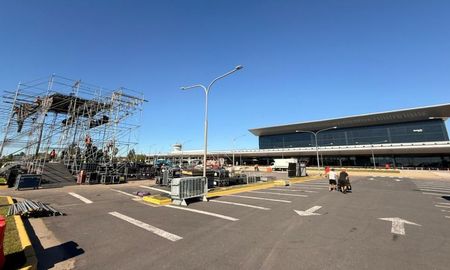 la provincia inaugura las obras del aeropuerto de rosario con una fiesta abierta al publico la provincia inaugura las obras del aeropuerto de rosario con una fiesta abierta al publico