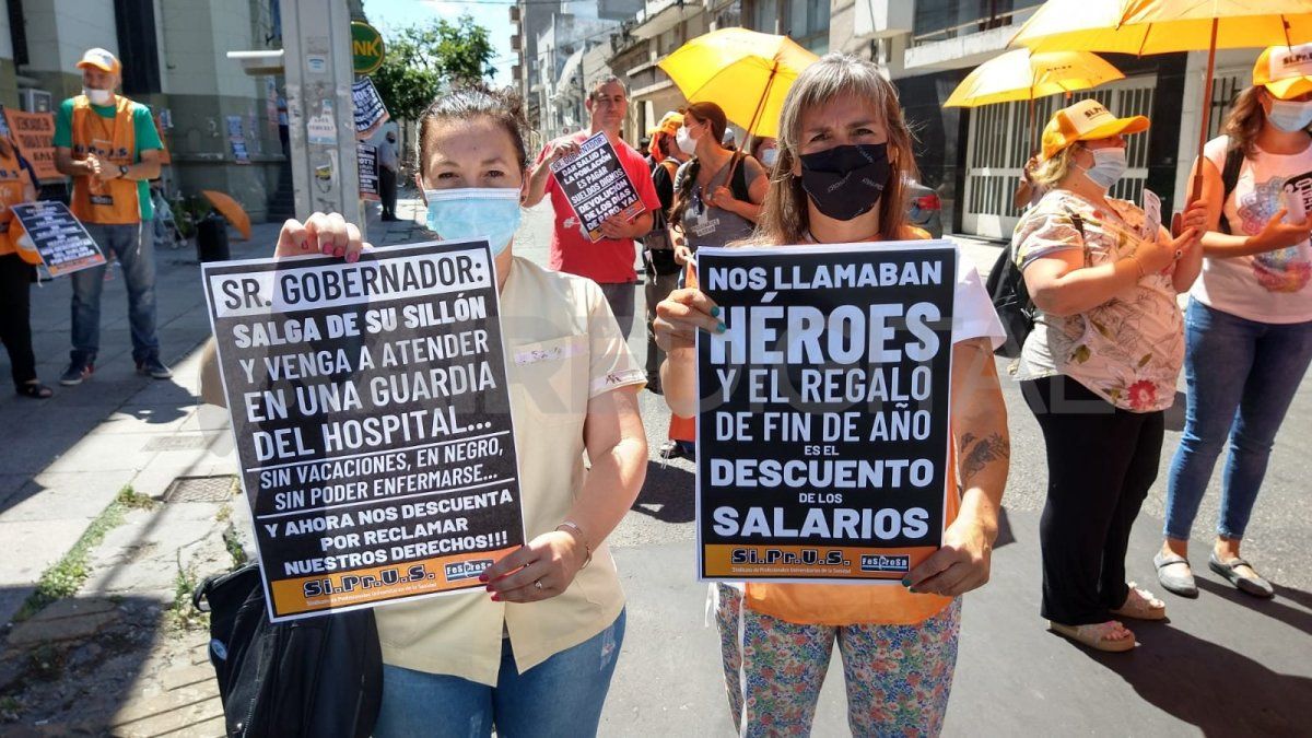 El reclamo lo realizaron frente al Ministerio de Salud