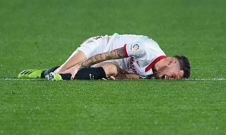 Lucas Ocampos estará de baja entre cuatro y seis semanas de baja por la lesión que sufrió en el partido entre Sevilla y Getafe por LaLiga de España. Lucas Ocampos estará de baja entre cuatro y seis semanas de baja por la lesión que sufrió en el partido entre Sevilla y Getafe por LaLiga de España.