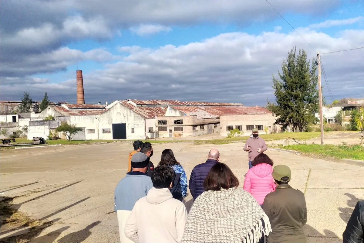 La fábrica de Liebig presenta la oportunidad de poder realizar recorridos guiados y conocer la historia del pueblo. La fábrica de Liebig presenta la oportunidad de poder realizar recorridos guiados y conocer la historia del pueblo.