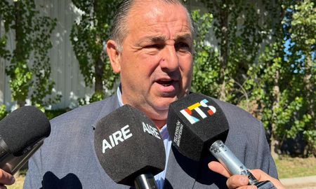 El intendente de Santa Fe, Juan Pablo Poletti, se refirió a las elecciones municipales de 2027 y evitó confirmar si buscará la reelección. El intendente de Santa Fe, Juan Pablo Poletti, se refirió a las elecciones municipales de 2027 y evitó confirmar si buscará la reelección.