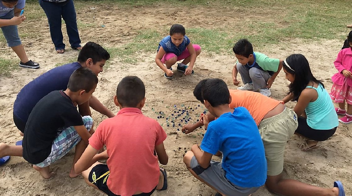 Los diferentes modos de juegos, generan competencias muy atractivas entre los chicos. 
