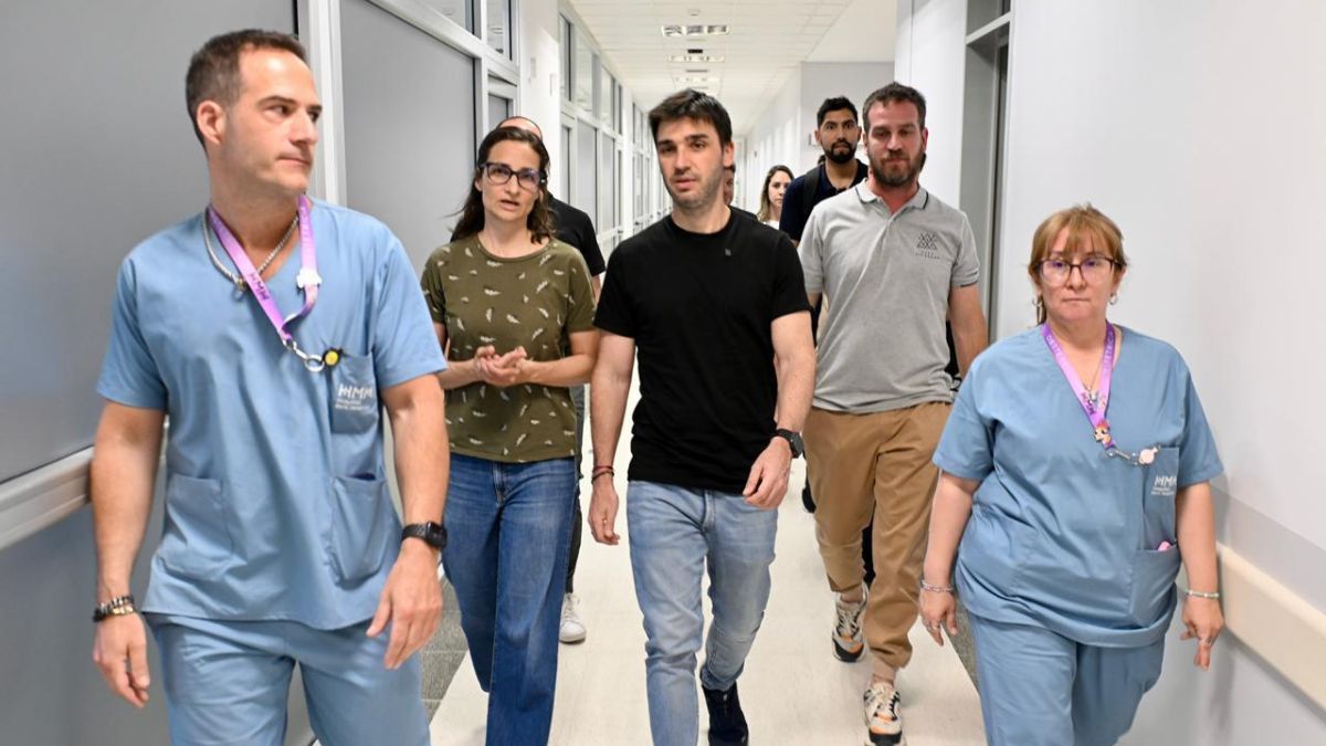 Tras el nacimiento, el gobernador de Chubut, Ignacio Torres, visitó el hospital y destacó el trabajo realizado por el equipo de salud. Tras el nacimiento, el gobernador de Chubut, Ignacio Torres, visitó el hospital y destacó el trabajo realizado por el equipo de salud.