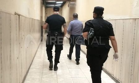El sábado, en horas del mediodía, agentes policiales recorrieron las instalaciones. El sábado, en horas del mediodía, agentes policiales recorrieron las instalaciones.