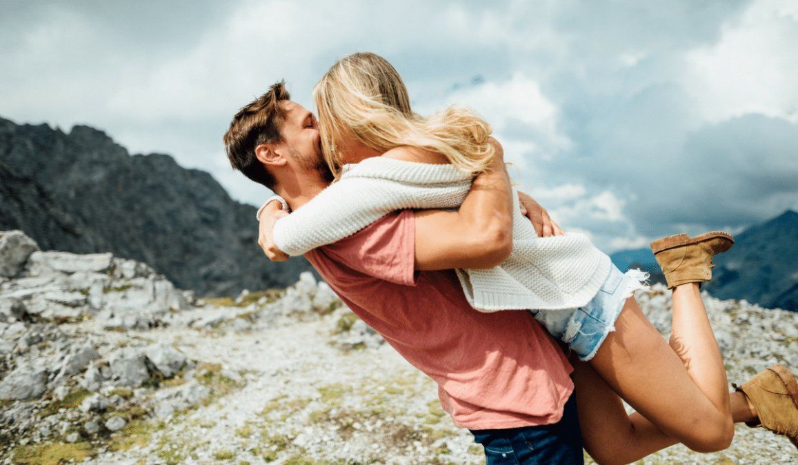 Amor millennial: las parejas que se conocen a través de Tinder son más estables, ¡lo confirma la ciencia!