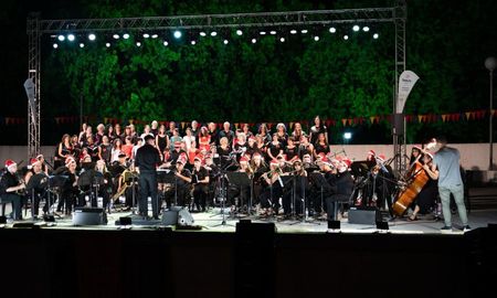 El ciclo Santa Fe Canta la Navidad es una iniciativa del Ministerio de Cultura. El ciclo Santa Fe Canta la Navidad es una iniciativa del Ministerio de Cultura.