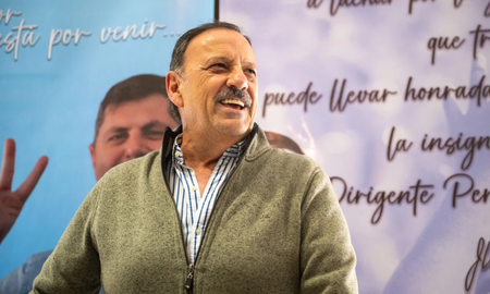 A través de una decisión unánime, el organismo partidario dejó afuera de la competencia al gobernador riojano, que ahora corre contrarreloj para poder presentarse como candidato. A través de una decisión unánime, el organismo partidario dejó afuera de la competencia al gobernador riojano, que ahora corre contrarreloj para poder presentarse como candidato.