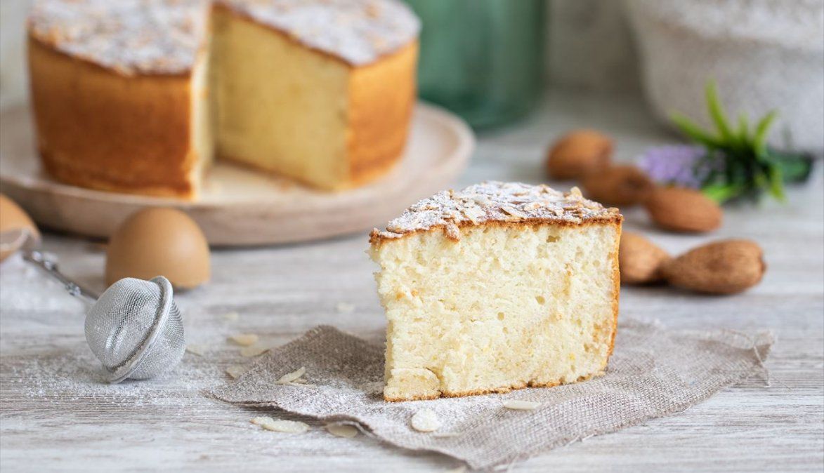 Bizcochuelo de leche condensada para disfrutar a la tarde