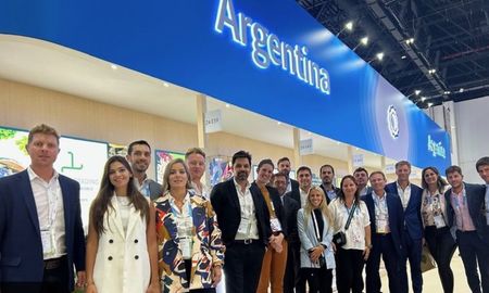 La feria fue una ventana al mundo para distintas firmas que operan en Santa Fe. La feria fue una ventana al mundo para distintas firmas que operan en Santa Fe.