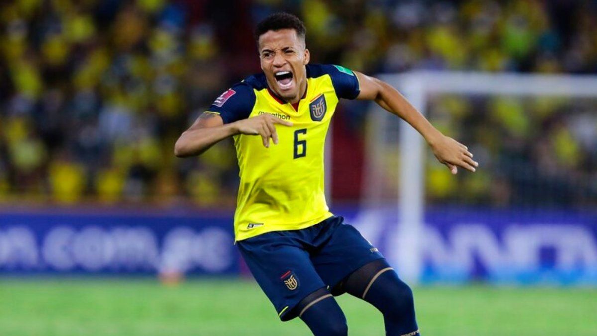 La Fifa investigará la denuncia de Chile contra Ecuador por el caso del jugador Byron Castillo