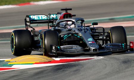 Lewis Hamilton, de Mercedes, es líder del campeonato de la Fórmula 1. Lewis Hamilton, de Mercedes, es líder del campeonato de la Fórmula 1.