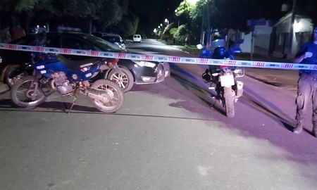 La víctima fue hallada muerta a puñaladas anoche, pasadas las 0.30, en su casa de Málaga y 14 de Febrero, Villa Constitución. La víctima fue hallada muerta a puñaladas anoche, pasadas las 0.30, en su casa de Málaga y 14 de Febrero, Villa Constitución.