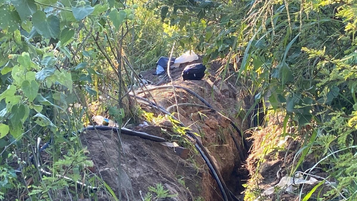 El robo de cables subterráneos es una constante en la ruta nacional 168. El robo de cables subterráneos es una constante en la ruta nacional 168.