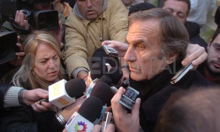 El senador nacional tiene 79 años y fue trasladado el sábado a Rosario. El senador nacional tiene 79 años y fue trasladado el sábado a Rosario.