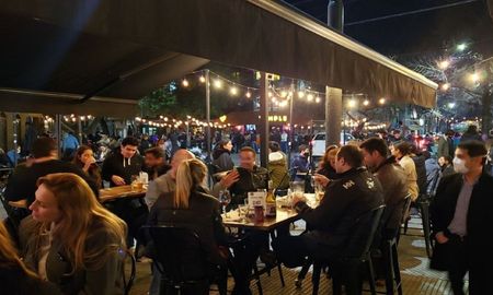 El Gobierno de la Ciudad de Buenos Aires hizo un balance del fin de semana tras las aperturas de bares. El Gobierno de la Ciudad de Buenos Aires hizo un balance del fin de semana tras las aperturas de bares.