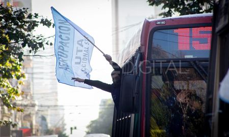 Aire de Santa Fe | Marcha colectivos 11.jpeg