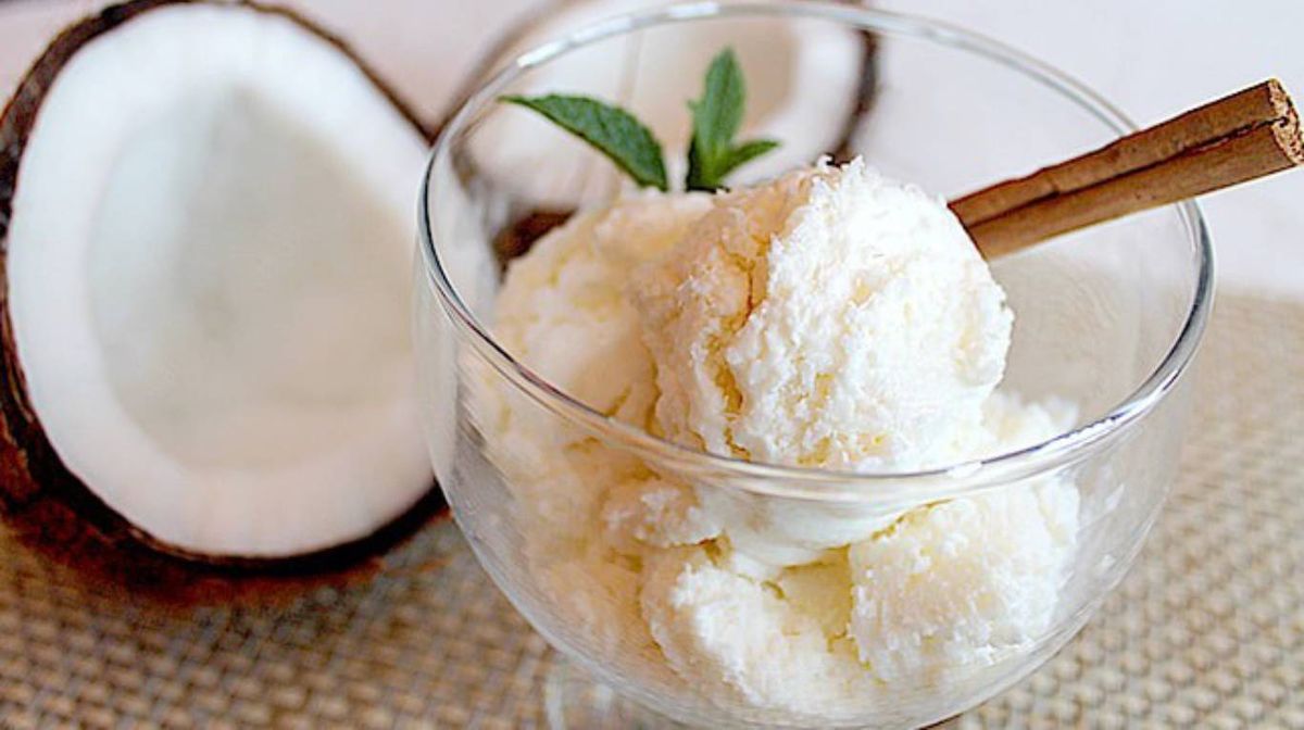 Helado de crema de coco