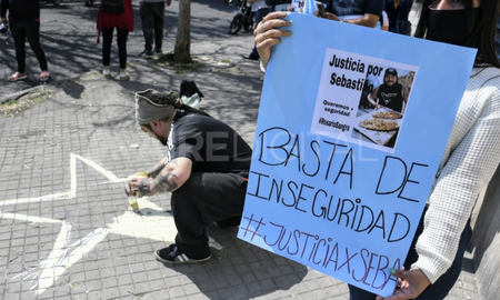 La zona de Rosario lidera la cantidad de asesinatos en la provincia con 151 homicidios. La zona de Rosario lidera la cantidad de asesinatos en la provincia con 151 homicidios.