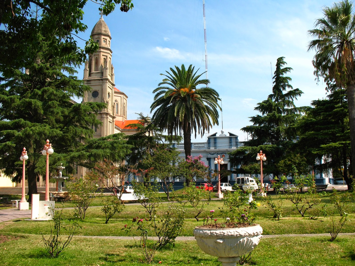 La ciudad de Diamante es una de las más elegidas, principalmente por sus termas. La ciudad de Diamante es una de las más elegidas, principalmente por sus termas.