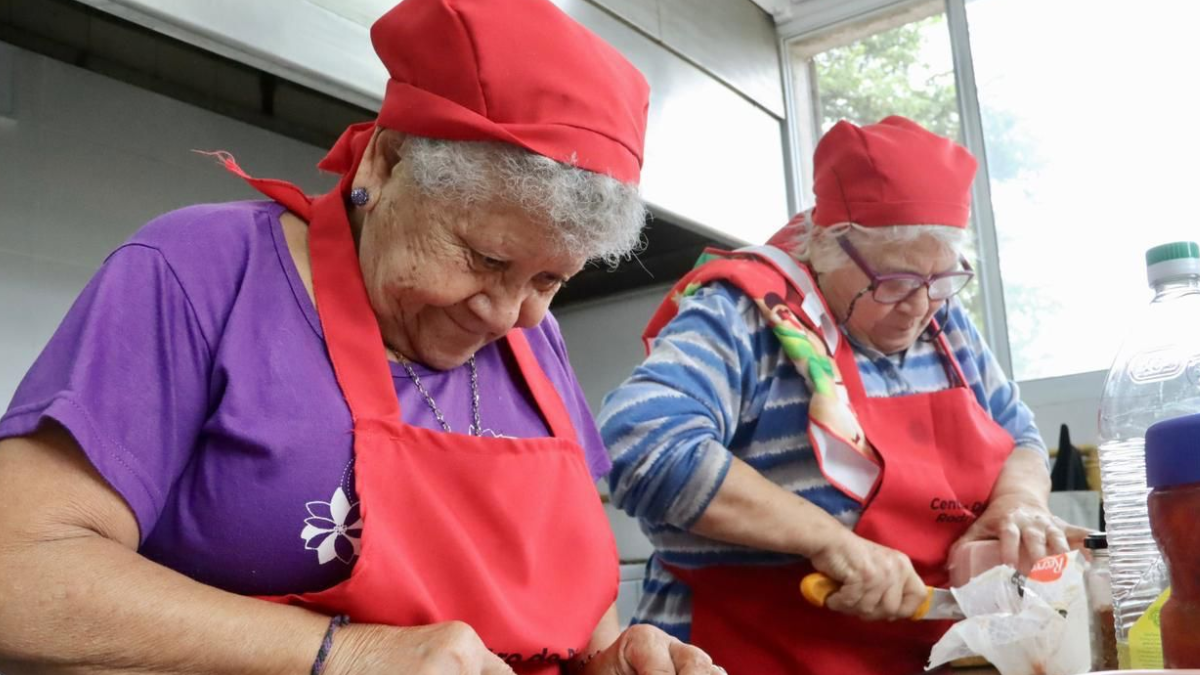 La propuesta apunta a generar espacios de reflexión, encuentro y participación comunitaria. La propuesta apunta a generar espacios de reflexión, encuentro y participación comunitaria.