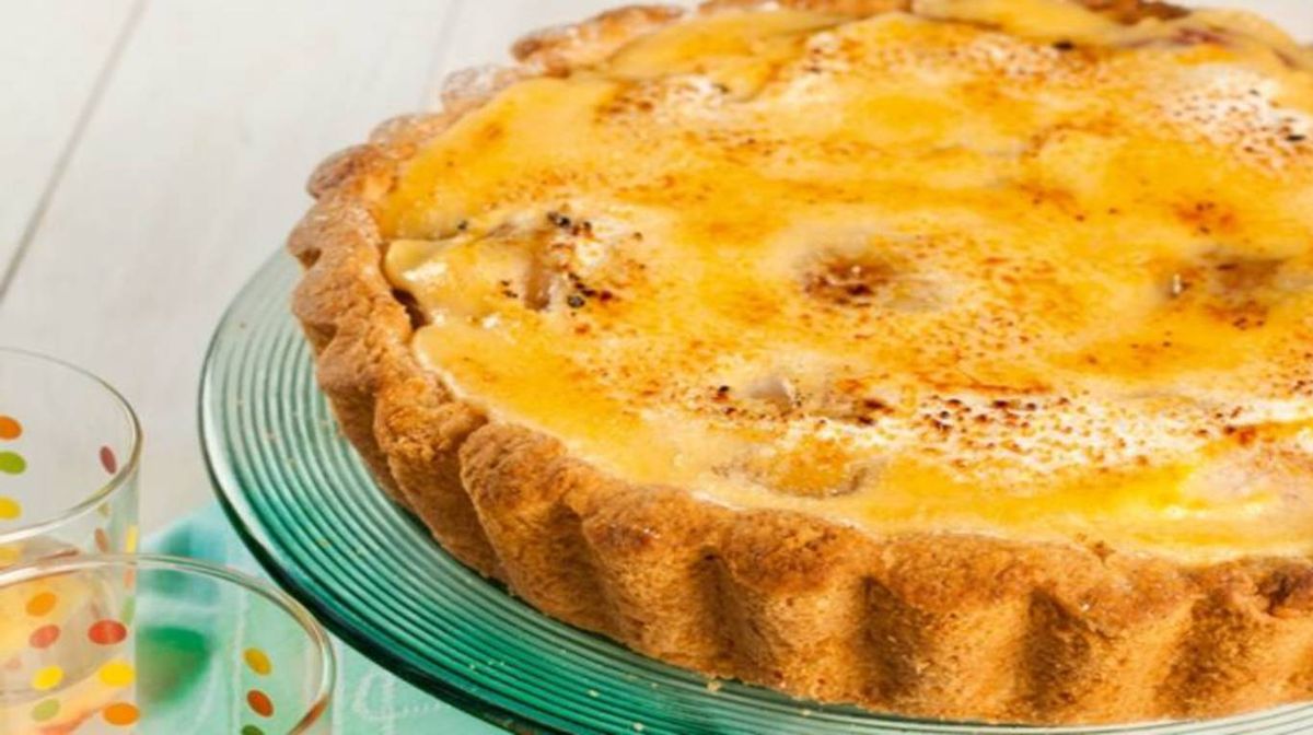 Crostata caramelizada de duraznos