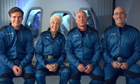 en vivo: jeff bezos viaja al espacio y avanza el negocio del turismo espacial en vivo: jeff bezos viaja al espacio y avanza el negocio del turismo espacial