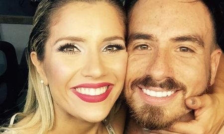 Laurita y Fede Bal iniciaron su romance en medio de un escándalo por infidelidad. Él salía con Barbie Vélez, mientras que ella estaba con Federico Hoppe. Laurita y Fede Bal iniciaron su romance en medio de un escándalo por infidelidad. Él salía con Barbie Vélez, mientras que ella estaba con Federico Hoppe.