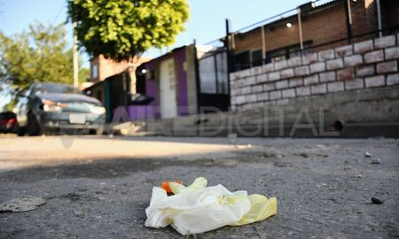 El menor recibió al menos ocho balazos. El menor recibió al menos ocho balazos.