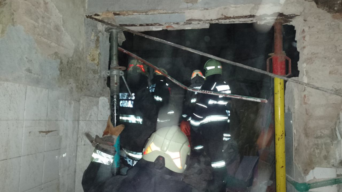 No habría más personas vivas atrapadas en los escombros