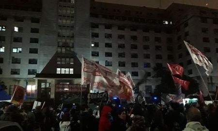 dispusieron la libertad de 30 de los detenidos en plaza de mayo dispusieron la libertad de 30 de los detenidos en plaza de mayo