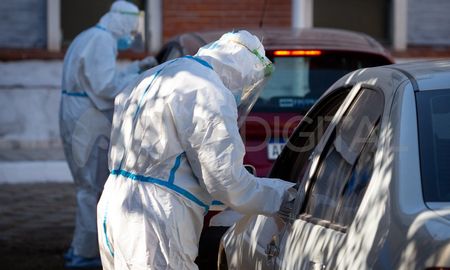 En diálogo con Aire de Santa Fe, Hugo Aimar, Doctor en Ciencias Matemáticas e Investigador Superior del Conicet señaló que el modelo utilizado para las previsiones prevé una baja en la curva de contagios en caso de sostenerse las restricciones. En diálogo con Aire de Santa Fe, Hugo Aimar, Doctor en Ciencias Matemáticas e Investigador Superior del Conicet señaló que el modelo utilizado para las previsiones prevé una baja en la curva de contagios en caso de sostenerse las restricciones.